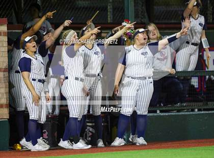Thumbnail 1 in Lewisville vs. Allen (UIL 6A Bi-District) photogallery.