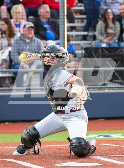 Thumbnail 2 in Lewisville vs. Allen (UIL 6A Bi-District) photogallery.