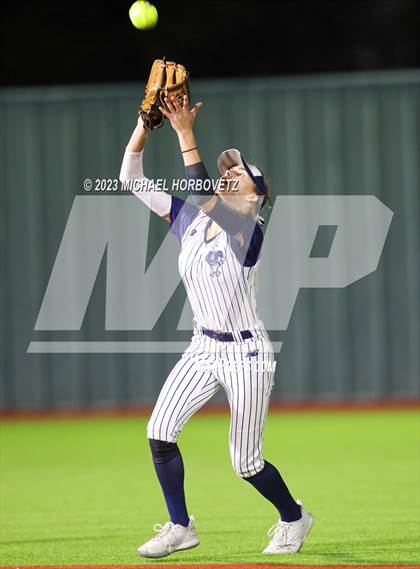 Thumbnail 1 in Lewisville vs. Allen (UIL 6A Bi-District) photogallery.