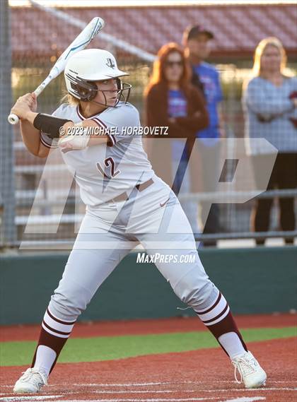Thumbnail 2 in Lewisville vs. Allen (UIL 6A Bi-District) photogallery.