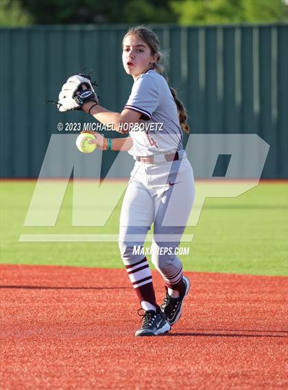 Thumbnail 1 in Lewisville vs. Allen (UIL 6A Bi-District) photogallery.