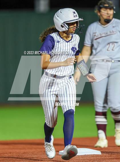 Thumbnail 2 in Lewisville vs. Allen (UIL 6A Bi-District) photogallery.