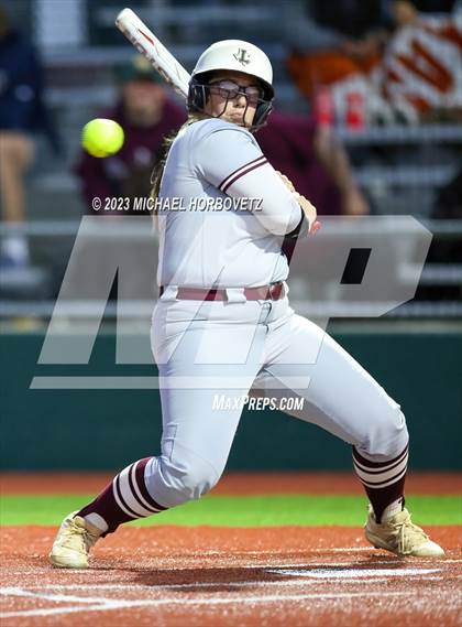 Thumbnail 2 in Lewisville vs. Allen (UIL 6A Bi-District) photogallery.