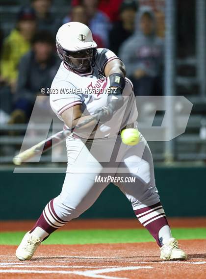 Thumbnail 3 in Lewisville vs. Allen (UIL 6A Bi-District) photogallery.