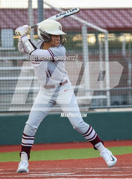 Thumbnail 3 in Lewisville vs. Allen (UIL 6A Bi-District) photogallery.