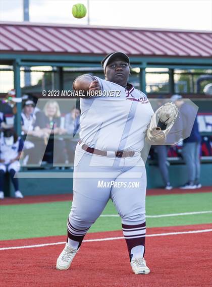 Thumbnail 1 in Lewisville vs. Allen (UIL 6A Bi-District) photogallery.