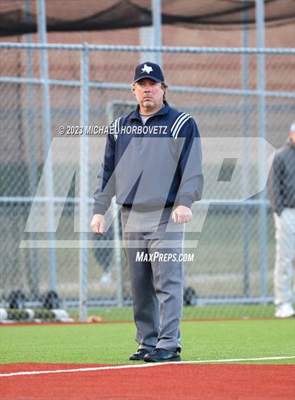 Thumbnail 2 in Lewisville vs. Allen (UIL 6A Bi-District) photogallery.