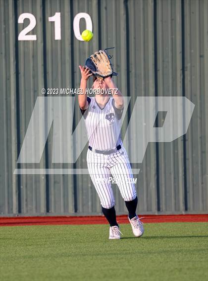 Thumbnail 1 in Lewisville vs. Allen (UIL 6A Bi-District) photogallery.