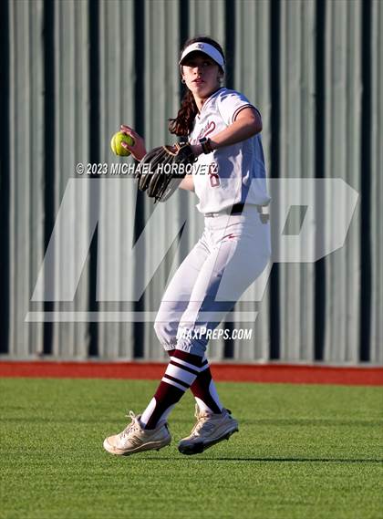 Thumbnail 2 in Lewisville vs. Allen (UIL 6A Bi-District) photogallery.