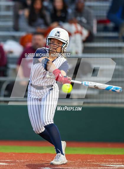 Thumbnail 3 in Lewisville vs. Allen (UIL 6A Bi-District) photogallery.