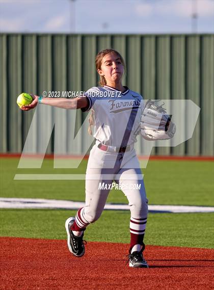 Thumbnail 3 in Lewisville vs. Allen (UIL 6A Bi-District) photogallery.