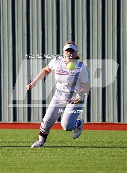 Thumbnail 3 in Lewisville vs. Allen (UIL 6A Bi-District) photogallery.
