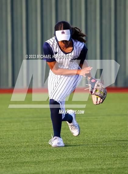 Thumbnail 1 in Lewisville vs. Allen (UIL 6A Bi-District) photogallery.