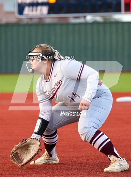 Thumbnail 3 in Lewisville vs. Allen (UIL 6A Bi-District) photogallery.