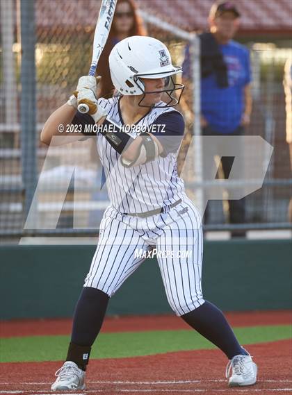 Thumbnail 3 in Lewisville vs. Allen (UIL 6A Bi-District) photogallery.