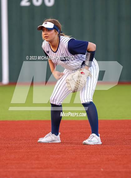 Thumbnail 1 in Lewisville vs. Allen (UIL 6A Bi-District) photogallery.