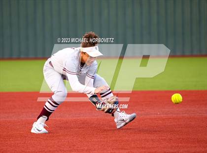 Thumbnail 3 in Lewisville vs. Allen (UIL 6A Bi-District) photogallery.