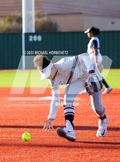 Thumbnail 1 in Lewisville vs. Allen (UIL 6A Bi-District) photogallery.