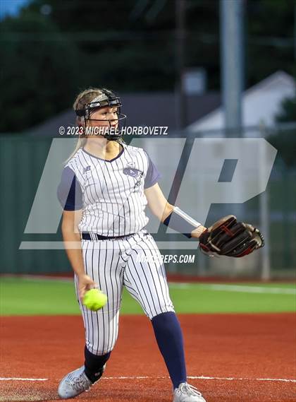 Thumbnail 2 in Lewisville vs. Allen (UIL 6A Bi-District) photogallery.