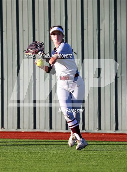 Thumbnail 1 in Lewisville vs. Allen (UIL 6A Bi-District) photogallery.