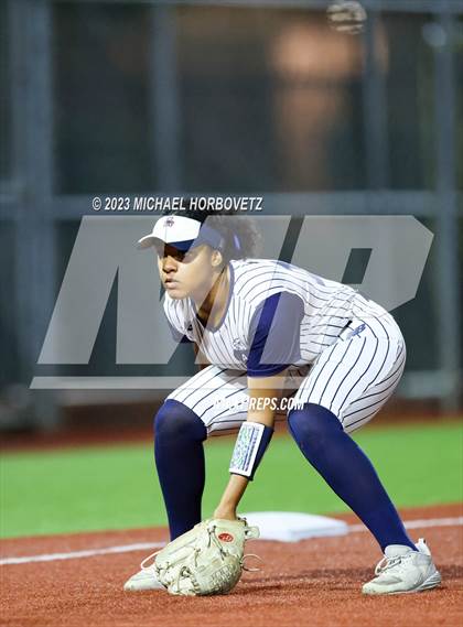 Thumbnail 1 in Lewisville vs. Allen (UIL 6A Bi-District) photogallery.