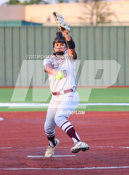 Thumbnail 2 in Lewisville vs. Allen (UIL 6A Bi-District) photogallery.