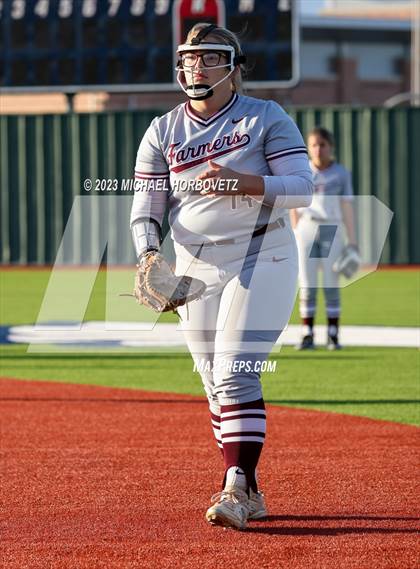 Thumbnail 2 in Lewisville vs. Allen (UIL 6A Bi-District) photogallery.