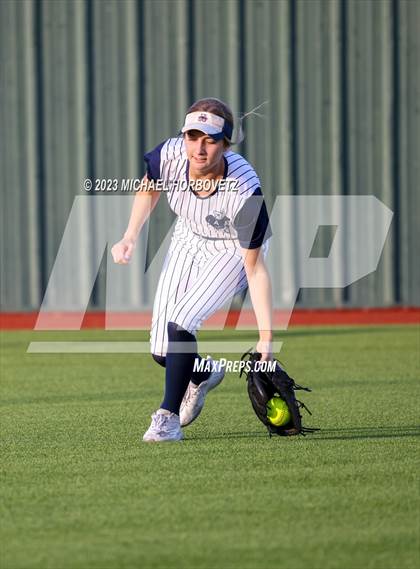 Thumbnail 1 in Lewisville vs. Allen (UIL 6A Bi-District) photogallery.