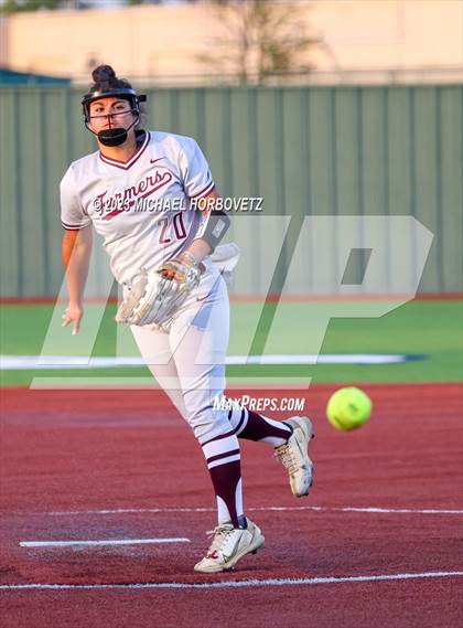 Thumbnail 1 in Lewisville vs. Allen (UIL 6A Bi-District) photogallery.