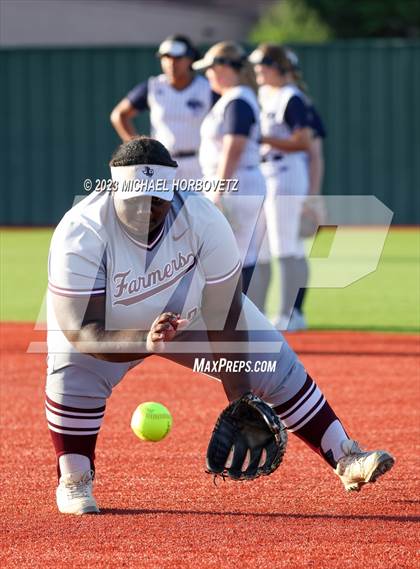Thumbnail 1 in Lewisville vs. Allen (UIL 6A Bi-District) photogallery.