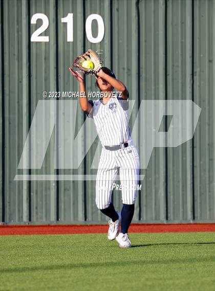 Thumbnail 1 in Lewisville vs. Allen (UIL 6A Bi-District) photogallery.