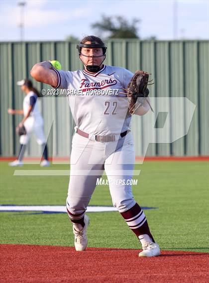 Thumbnail 3 in Lewisville vs. Allen (UIL 6A Bi-District) photogallery.