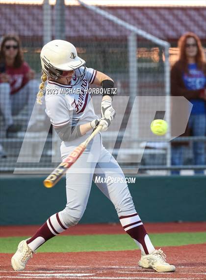 Thumbnail 2 in Lewisville vs. Allen (UIL 6A Bi-District) photogallery.
