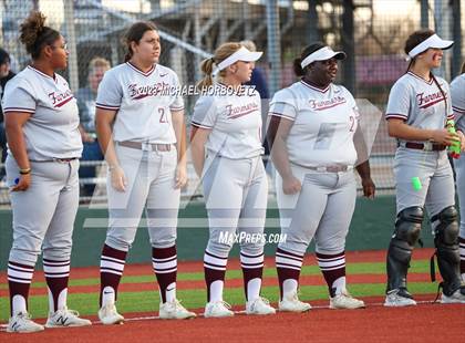 Thumbnail 2 in Lewisville vs. Allen (UIL 6A Bi-District) photogallery.