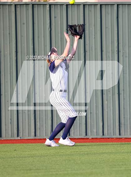 Thumbnail 2 in Lewisville vs. Allen (UIL 6A Bi-District) photogallery.