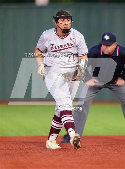Thumbnail 3 in Lewisville vs. Allen (UIL 6A Bi-District) photogallery.