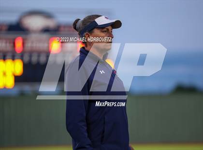 Thumbnail 1 in Lewisville vs. Allen (UIL 6A Bi-District) photogallery.