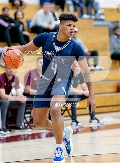 Thumbnail 2 in Bullard vs Whitney (CIF NorCal D3 Semifinal) photogallery.