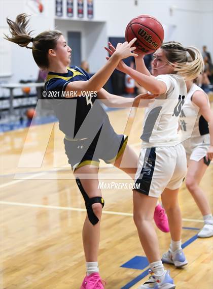 Thumbnail 2 in Yuma Catholic @ North Valley Christian Academy photogallery.