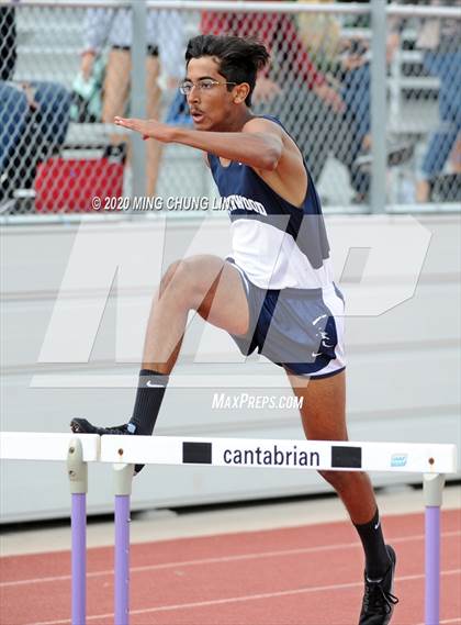 Thumbnail 2 in Earl Engman Relays (Shuttle Low Hurdles) photogallery.