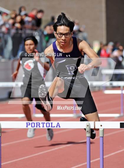 Thumbnail 1 in Earl Engman Relays (Shuttle Low Hurdles) photogallery.