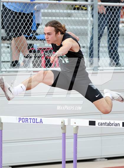 Thumbnail 1 in Earl Engman Relays (Shuttle Low Hurdles) photogallery.