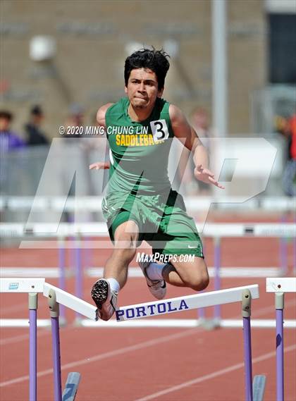 Thumbnail 2 in Earl Engman Relays (Shuttle Low Hurdles) photogallery.