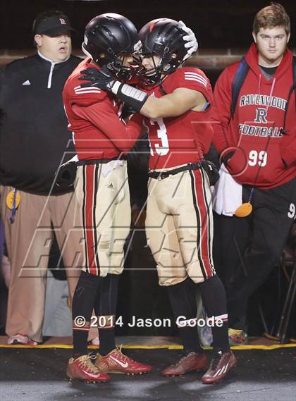Thumbnail 1 in Ravenwood vs. Maryville (TSSAA Division I Class 6A BlueCross Bowl)  photogallery.