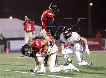Thumbnail 2 in Ravenwood vs. Maryville (TSSAA Division I Class 6A BlueCross Bowl)  photogallery.
