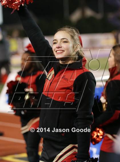 Thumbnail 2 in Ravenwood vs. Maryville (TSSAA Division I Class 6A BlueCross Bowl)  photogallery.