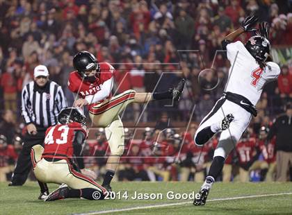 Thumbnail 3 in Ravenwood vs. Maryville (TSSAA Division I Class 6A BlueCross Bowl)  photogallery.