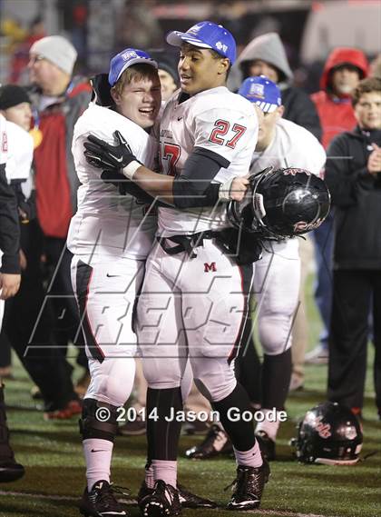 Thumbnail 3 in Ravenwood vs. Maryville (TSSAA Division I Class 6A BlueCross Bowl)  photogallery.