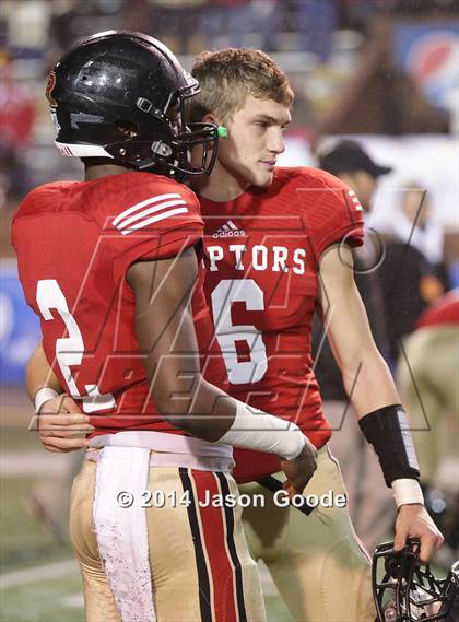 Thumbnail 1 in Ravenwood vs. Maryville (TSSAA Division I Class 6A BlueCross Bowl)  photogallery.