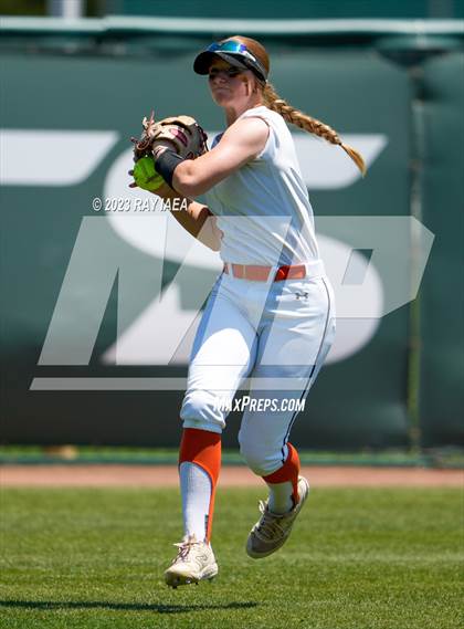 Thumbnail 3 in Vacaville vs. Whitney (CIF SJS D2 Final) photogallery.